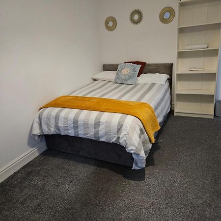 Double Room Close To Headingley Stadium Leeds  Luaran gambar
