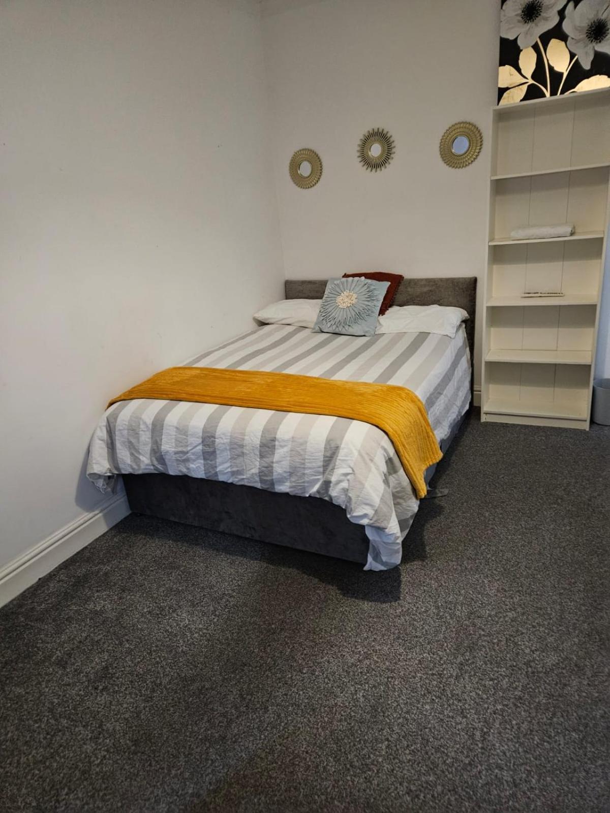 Double Room Close To Headingley Stadium Leeds  Luaran gambar