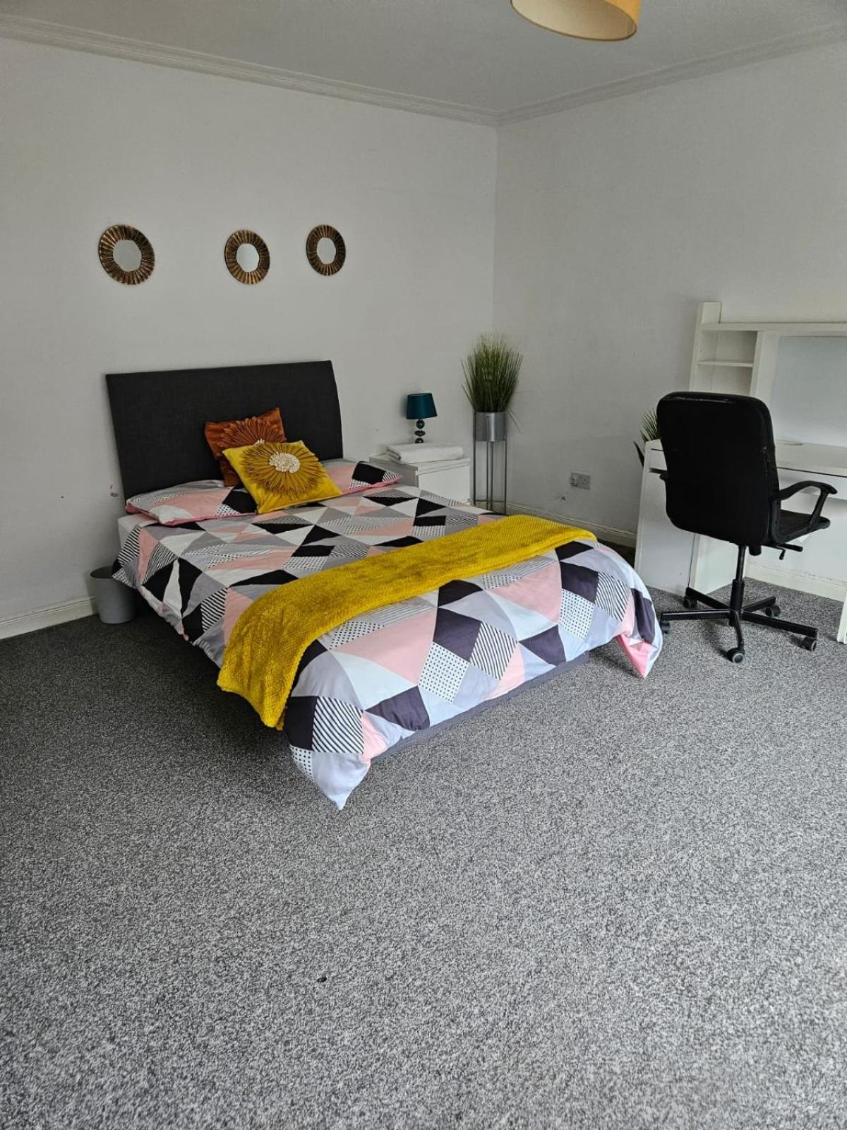Double Room Close To Headingley Stadium Leeds  Luaran gambar