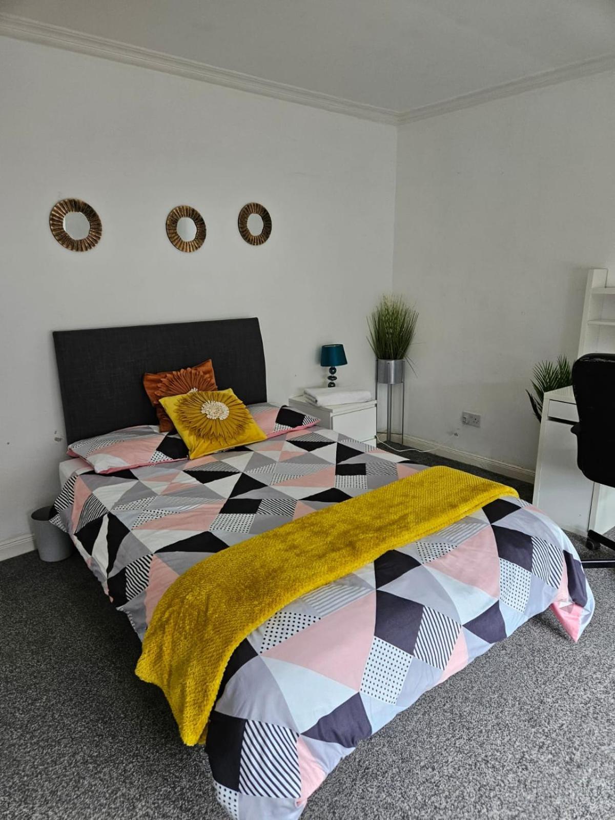 Double Room Close To Headingley Stadium Leeds  Luaran gambar